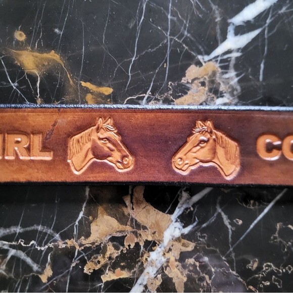 BROWN TAN LEATHER TOOLED Stamped Country Girl "Betty" Horses 50'L - Picture 7 of 13
